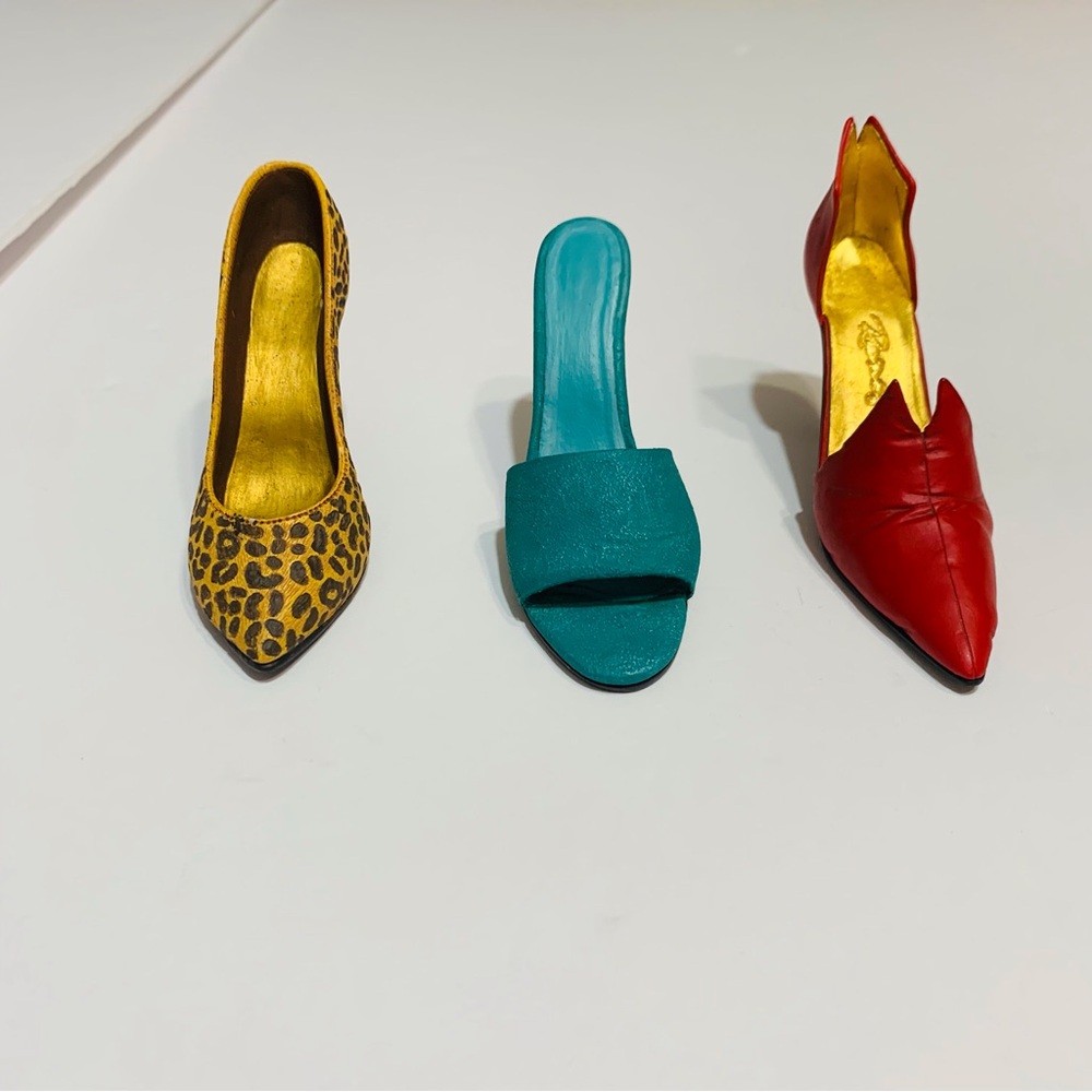 Just The Right Shoe Heels Lot Of 3 1999 90s Leopard, Blue, Red